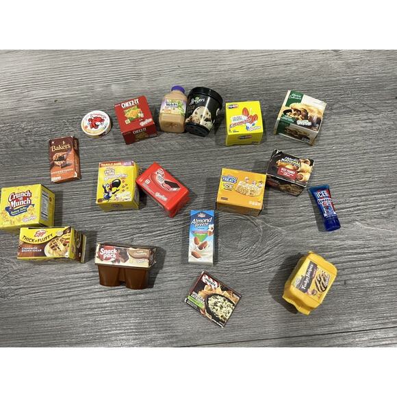 Zuru Mini Brands Loose Food Candy Condiments Lot of 18 Pieces - Picture 2 of 2